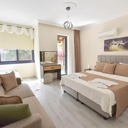 Hotel Royalis Boutique By Mykonut
