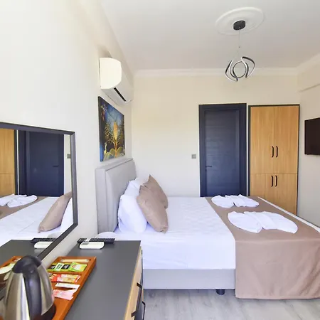 Hotel Royalis Boutique By Mykonut