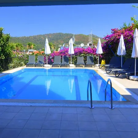 Royalis Boutique By Mykonut Fethiye