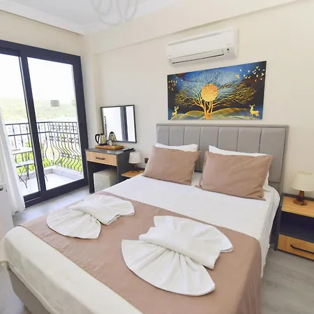 Royalis Boutique 3*